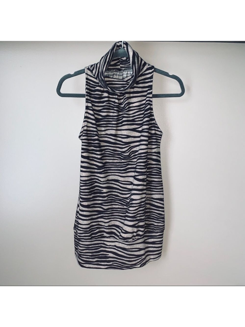 TWENTYONE animal print sleeveless top - Picture 3 of 11